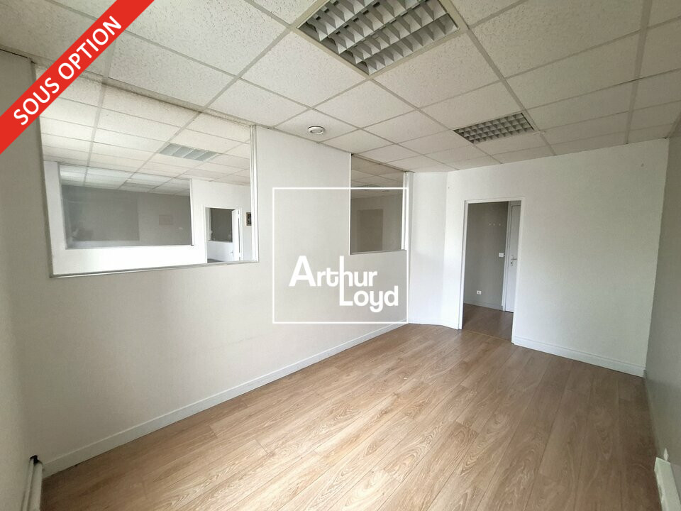 BUREAUX à Louer<br>TORCY - 