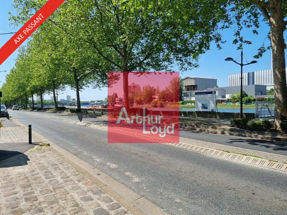 LOCAL COMMERCIAL à Louer<br>ALFORTVILLE - 