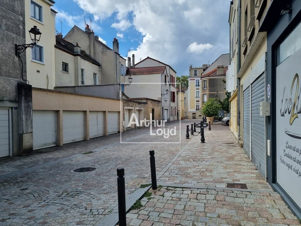 LOCAL COMMERCIAL à Louer<br>MELUN - 