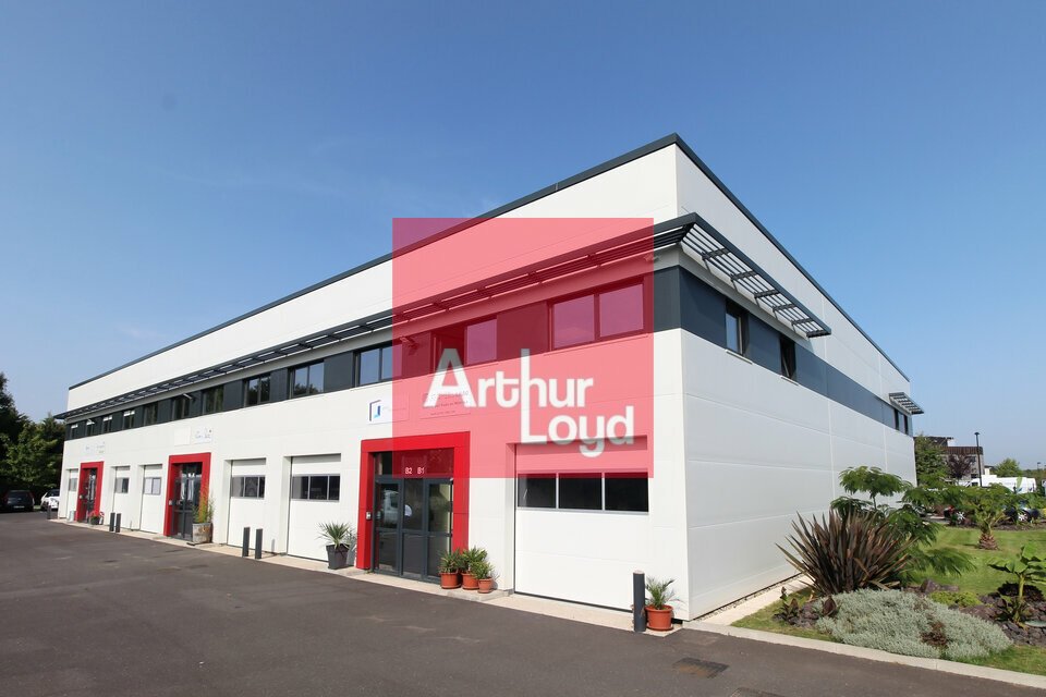 LOCAL D'ACTIVITE - ENTREPOT à Louer