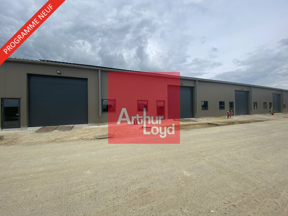 LOCAL D'ACTIVITE<br>ENTREPOT à Louer<br>YEBLES - 