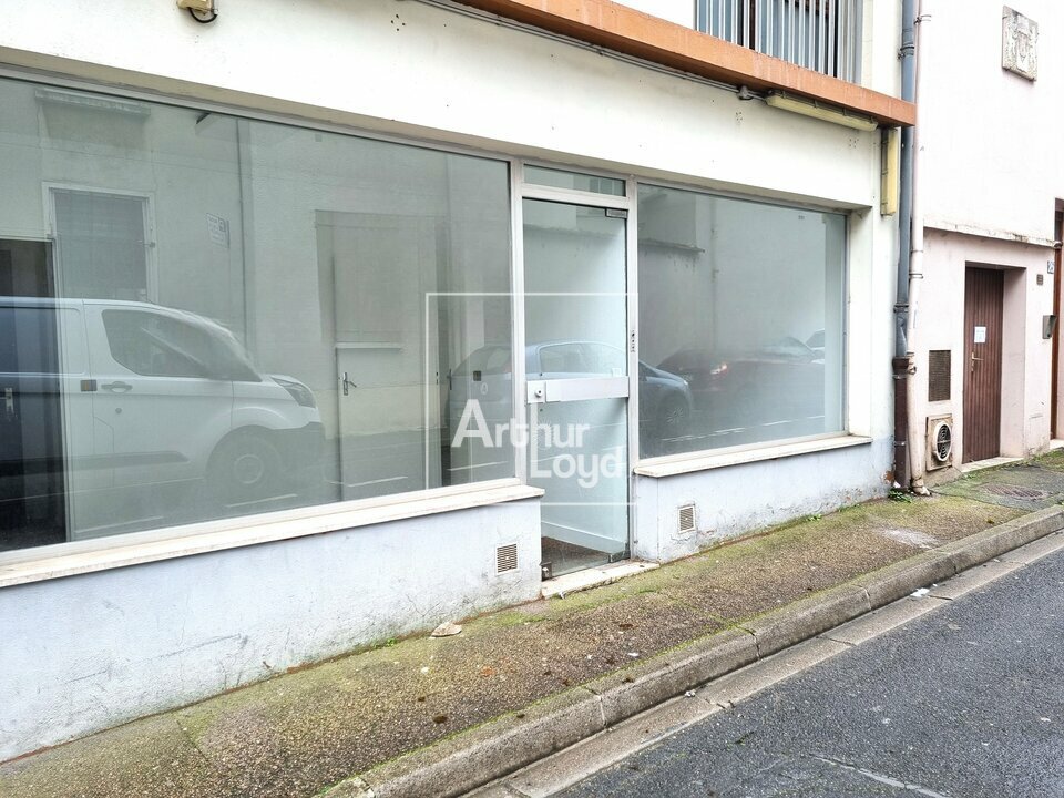 LOCAL COMMERCIAL à Louer<br>MELUN - 