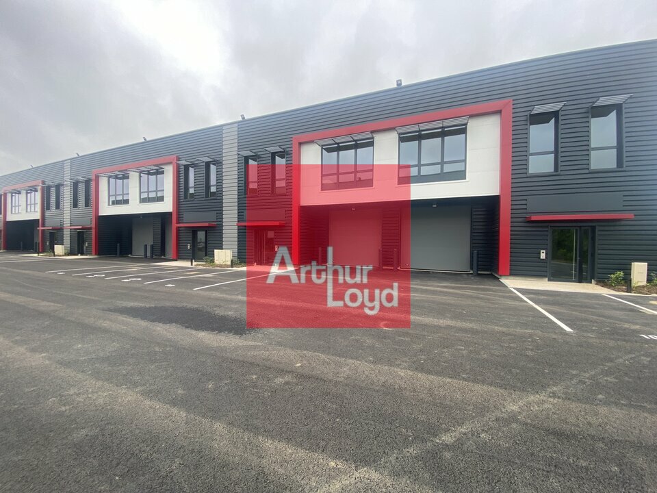 LOCAL D'ACTIVITE<br>ENTREPOT à Louer<br>FERRIERES - 