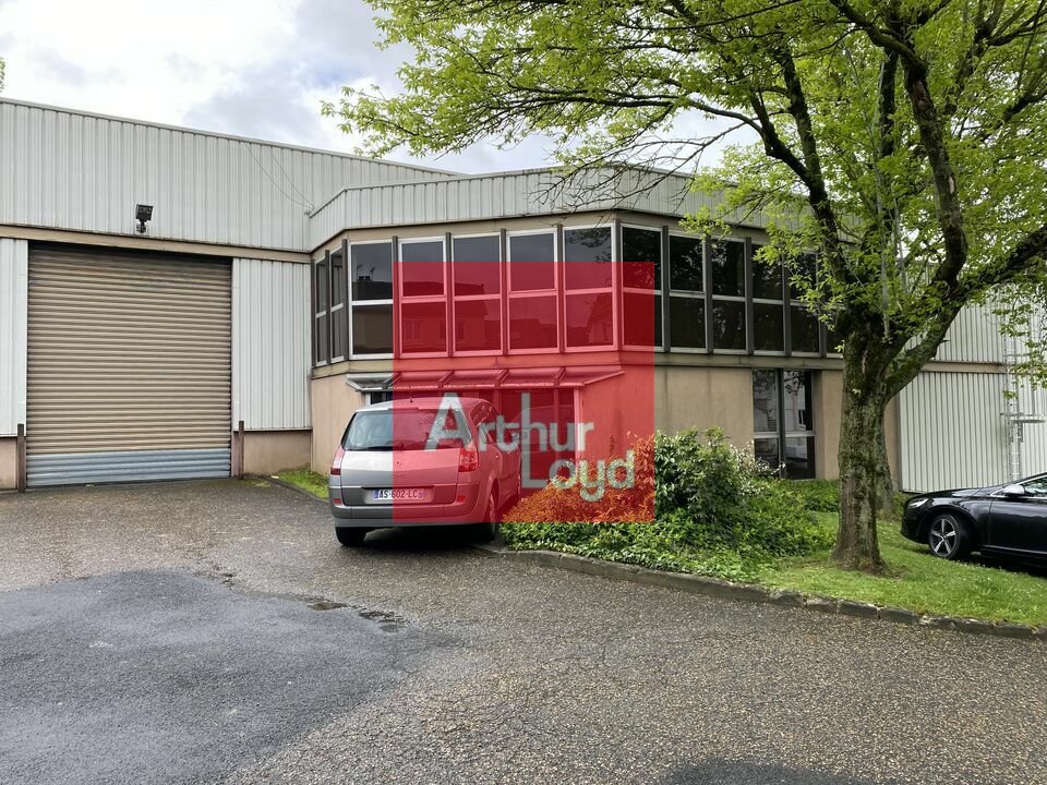 LOCAL D'ACTIVITE<br>ENTREPOT à Louer<br>PALAISEAU - 