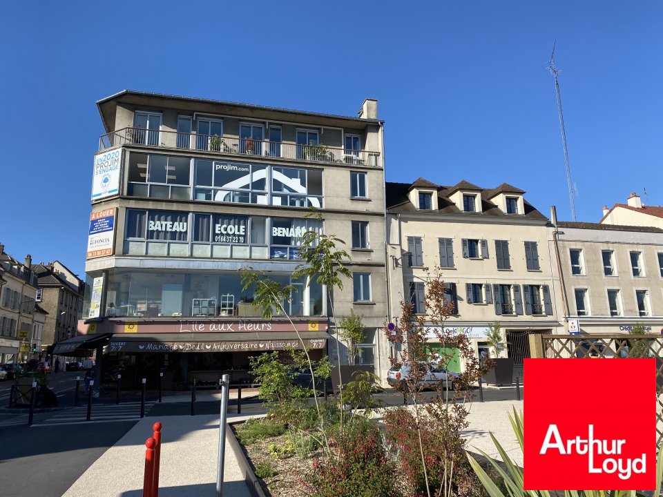 BUREAUX à Louer<br>MELUN - 
