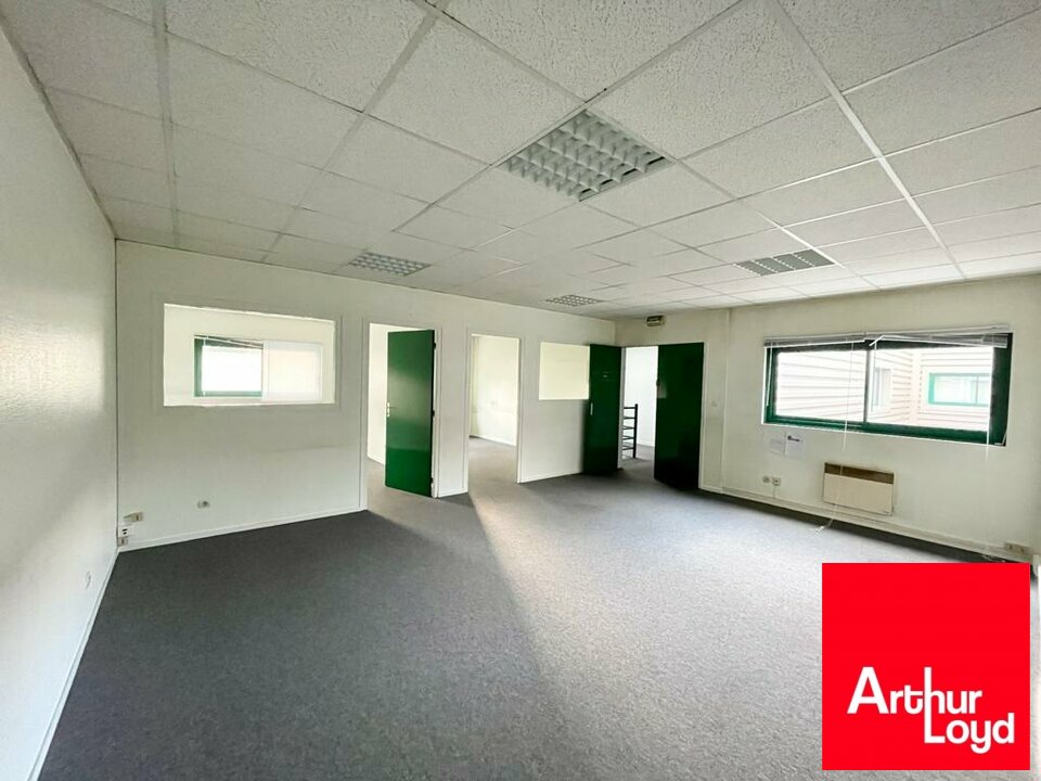 BUREAUX à Louer<br>LE MEE SUR SEINE - 