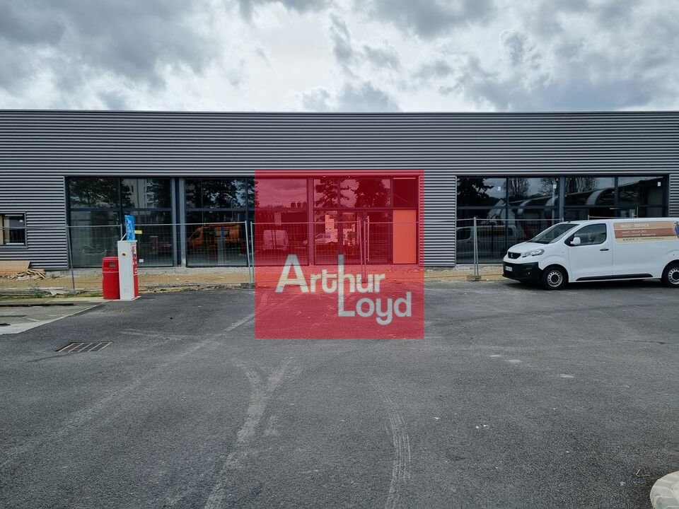 LOCAL COMMERCIAL à Louer<br>LE MEE SUR SEINE - 