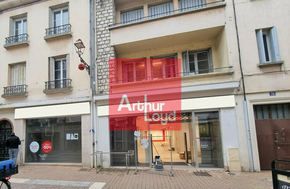 LOCAL COMMERCIAL à Louer