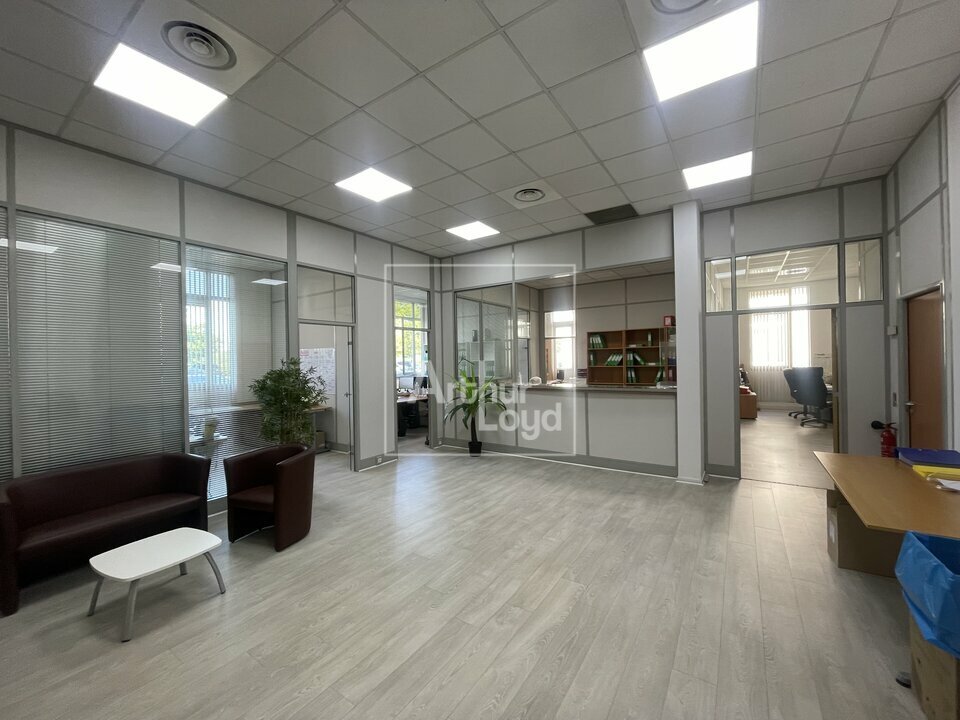 BUREAUX à Louer<br>LIEUSAINT - 