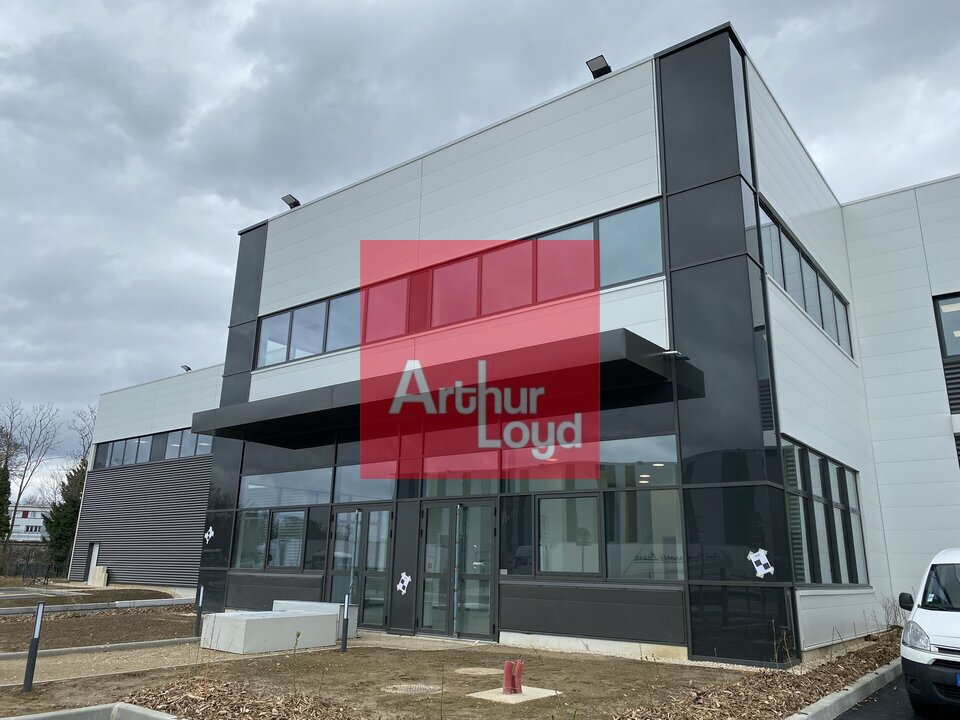 LOCAL D'ACTIVITE<br>ENTREPOT à Louer<br>VIRY CHATILLON - 