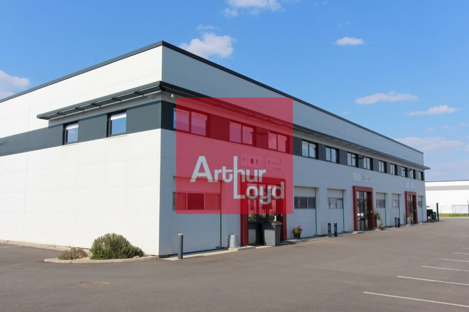LOCAL D'ACTIVITE - ENTREPOT à Louer