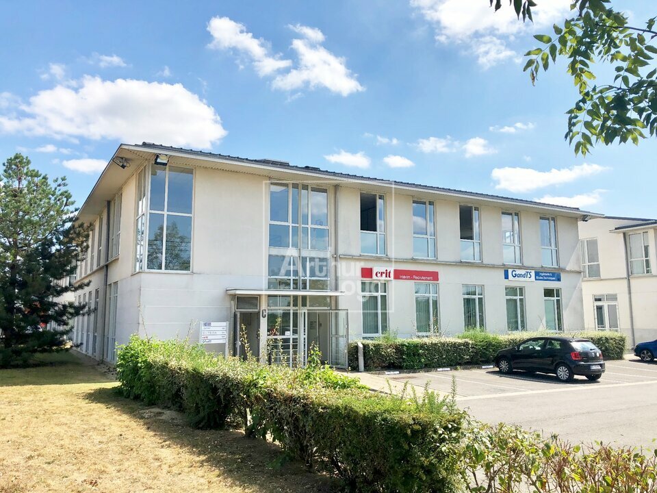 BUREAUX à Vendre<br>LIEUSAINT - 